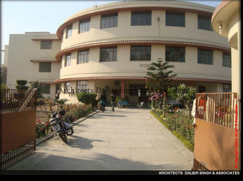 Pioneer School, Amritsar